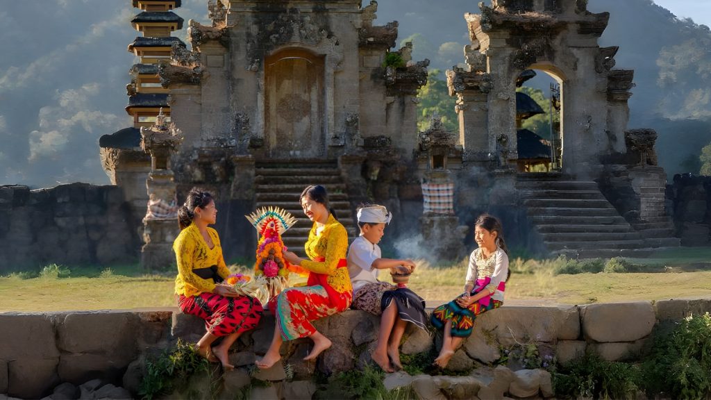 Galungan-&-Kuningan.jpg